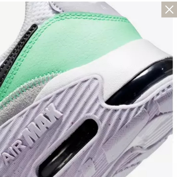 WOMEN'S NIKE AIR MAX EXCEE SNEAKERS - Picture 16 of 16